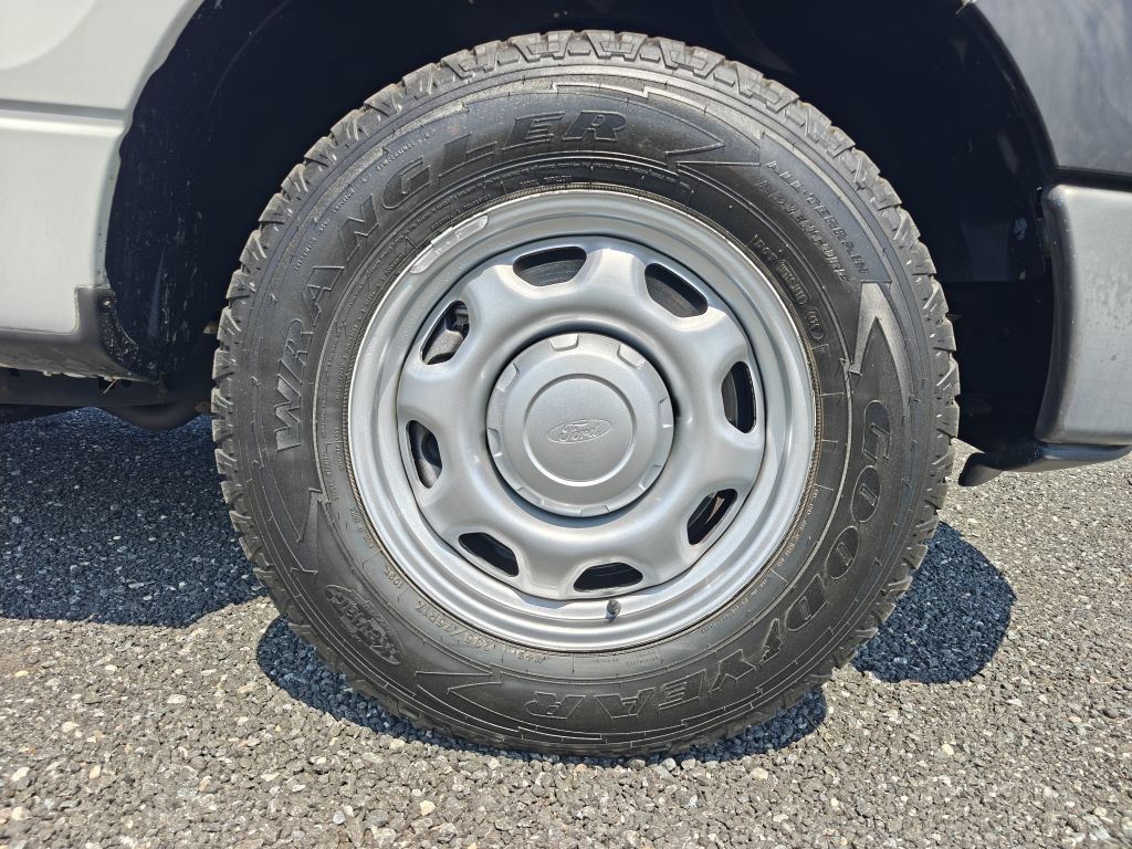 2014 Ford F-150 Image 13