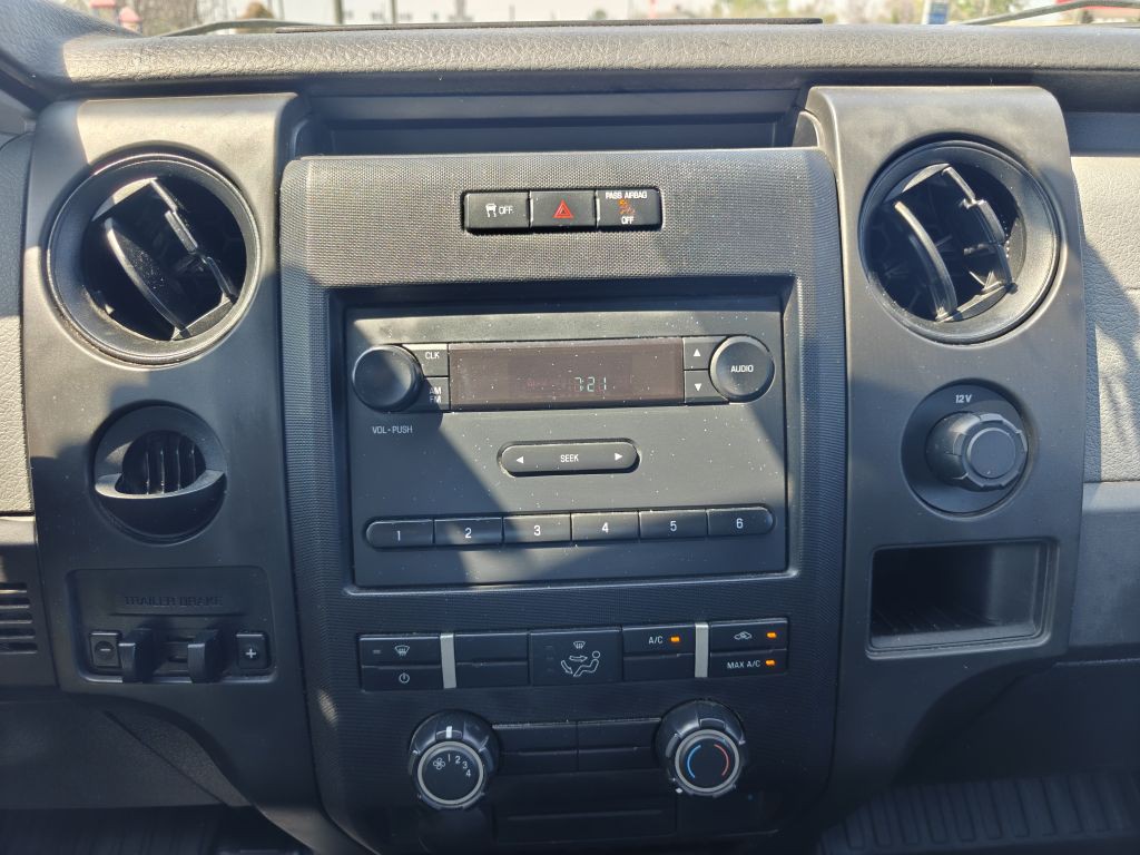 2014 Ford F-150 Image 20