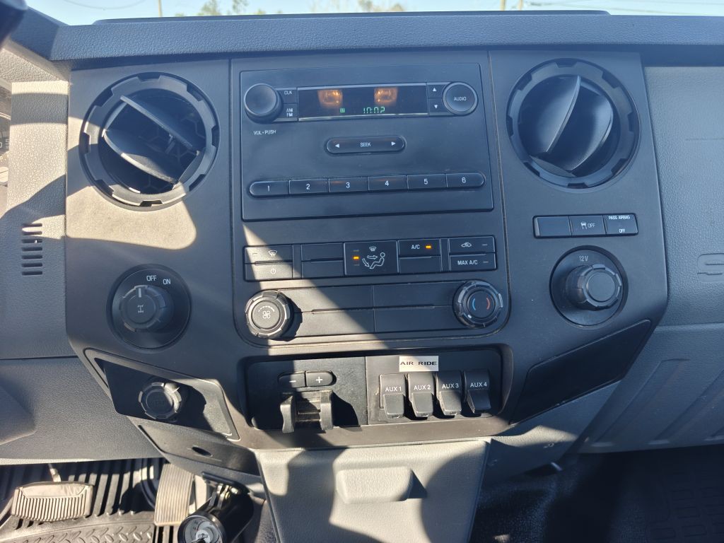 2016 Ford F-250 Image 29