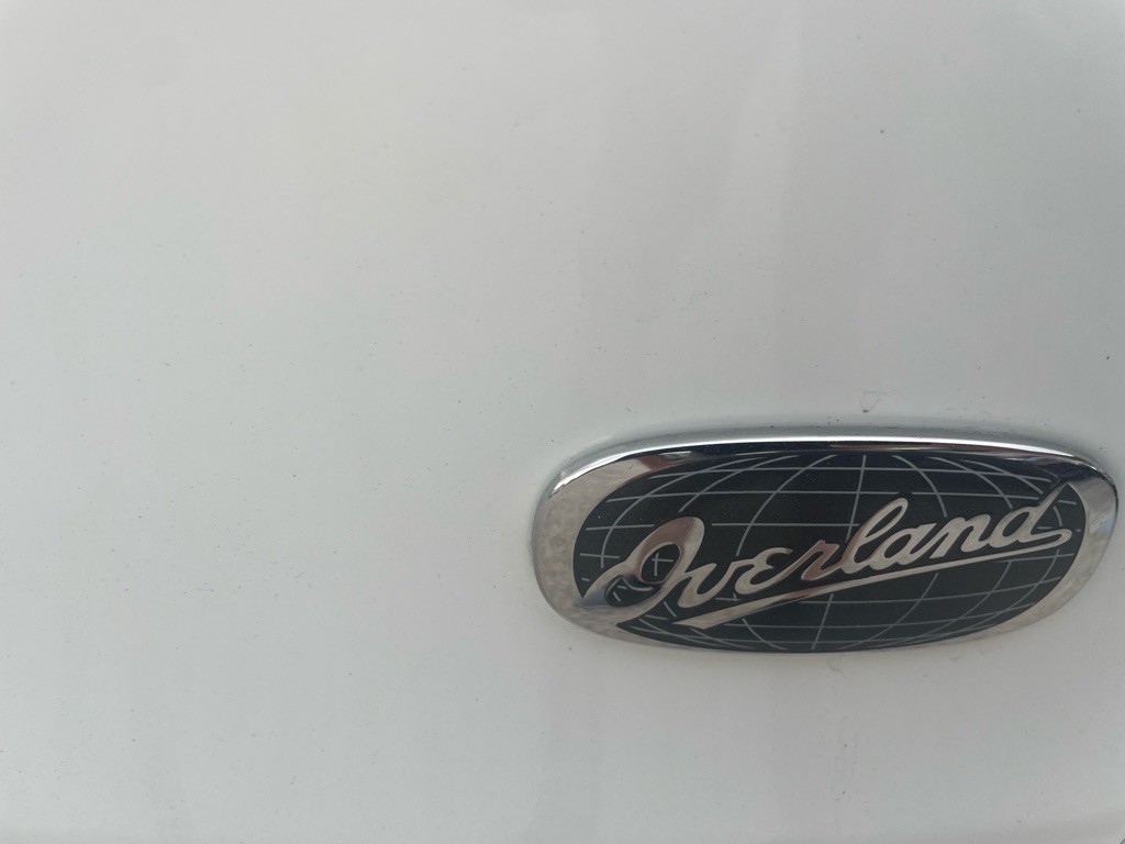 2017 Jeep Cherokee Image 9