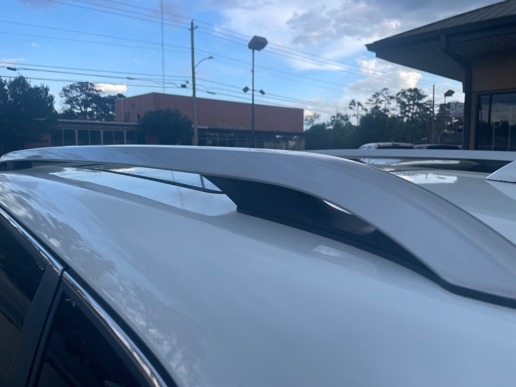 2017 Jeep Cherokee Image 12