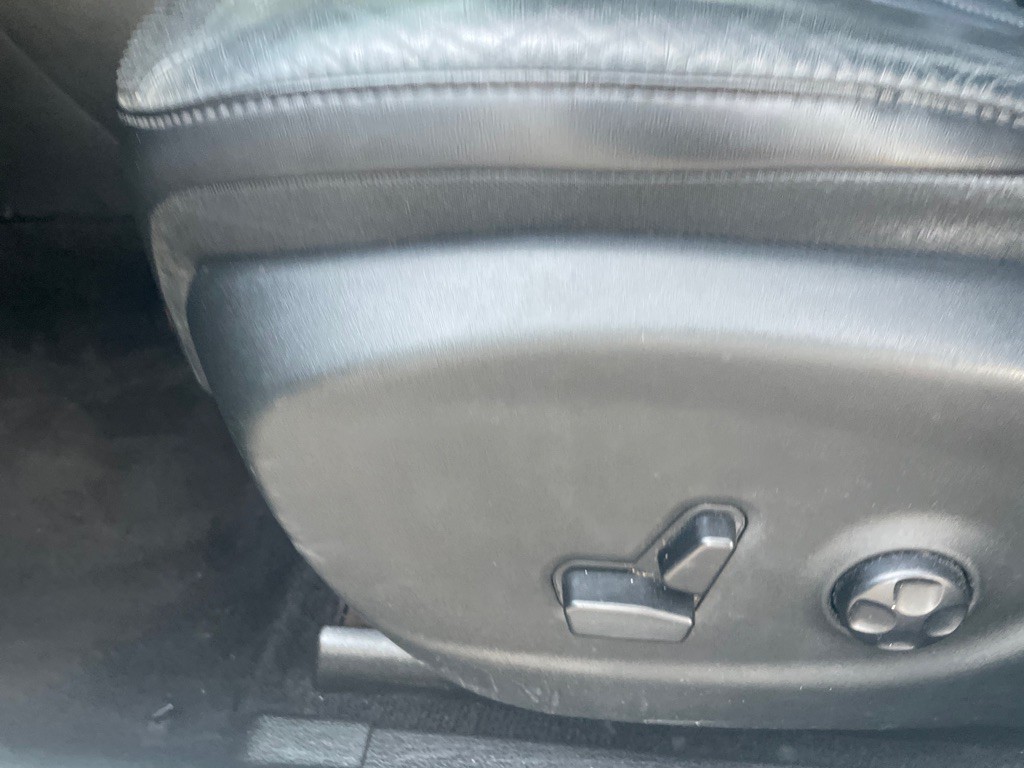 2017 Jeep Cherokee Image 18