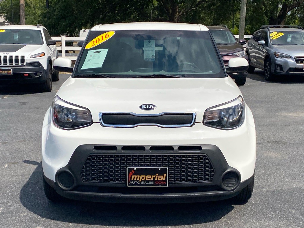 2016 Kia Soul Image 2