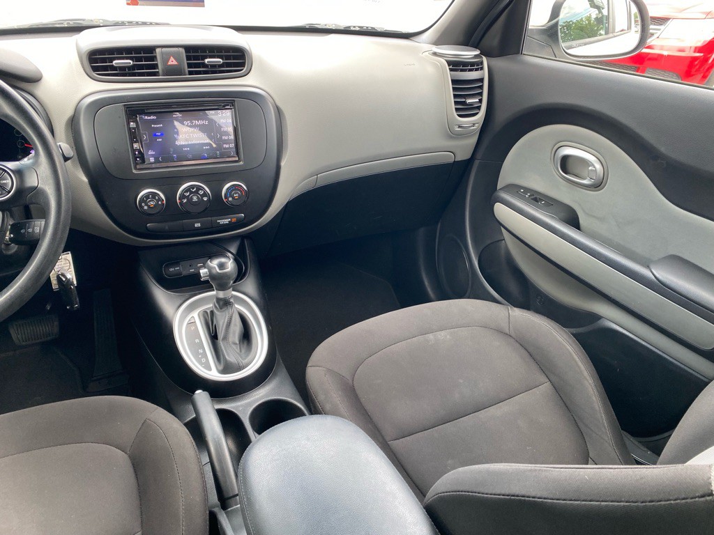 2016 Kia Soul Image 14