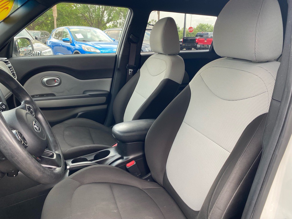 2016 Kia Soul Image 26