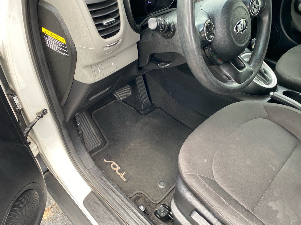 2016 Kia Soul Image 29