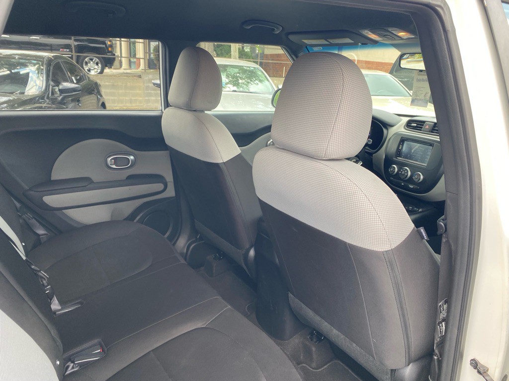 2016 Kia Soul Image 39