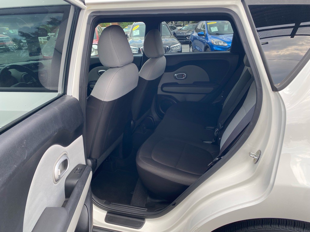 2016 Kia Soul Image 52