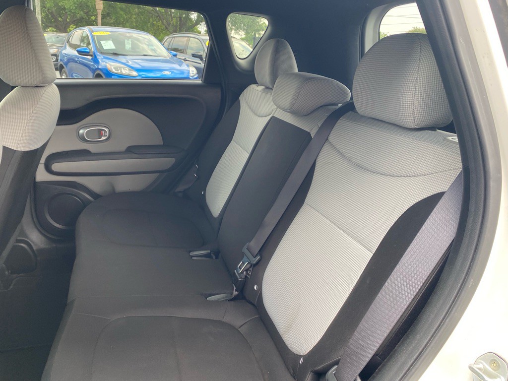 2016 Kia Soul Image 53