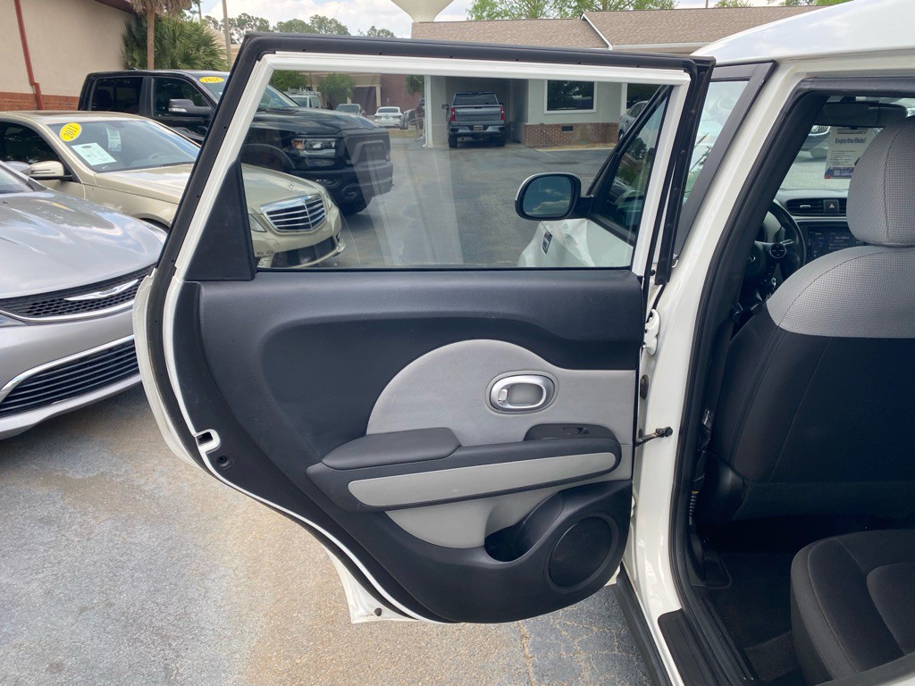 2016 Kia Soul Image 56
