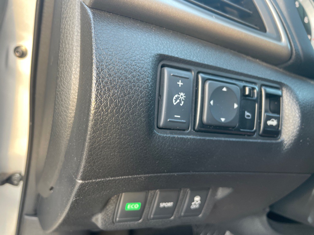 2014 Nissan Sentra Image 17