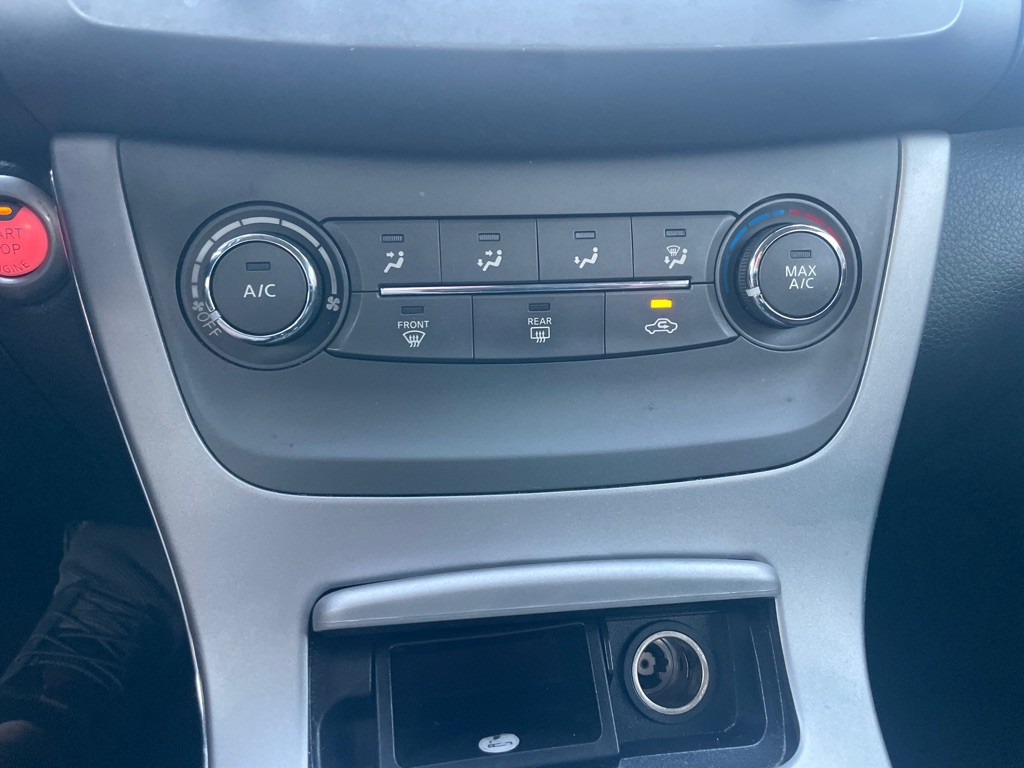 2014 Nissan Sentra Image 21
