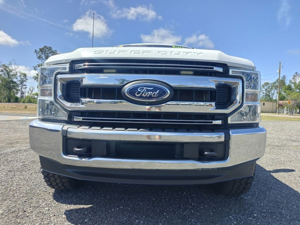 2022 Ford F-250 Image 2