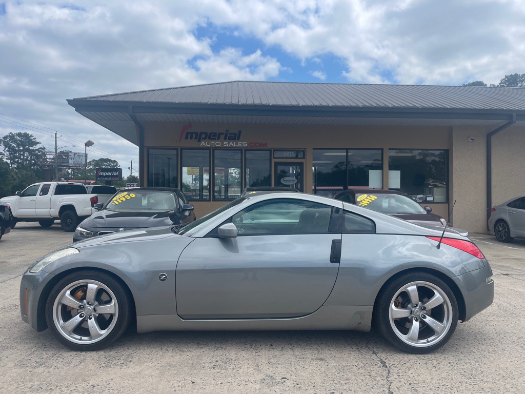 2006 Nissan 350Z Image 2