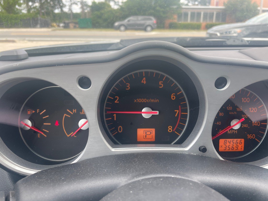 2006 Nissan 350Z Image 18