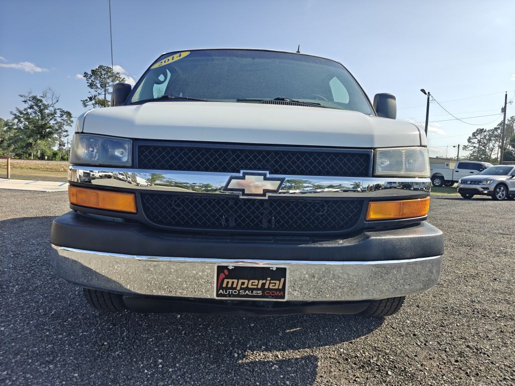2014 Chevrolet Express Image 2