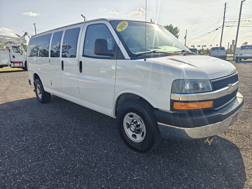 2014 Chevrolet Express Image 4