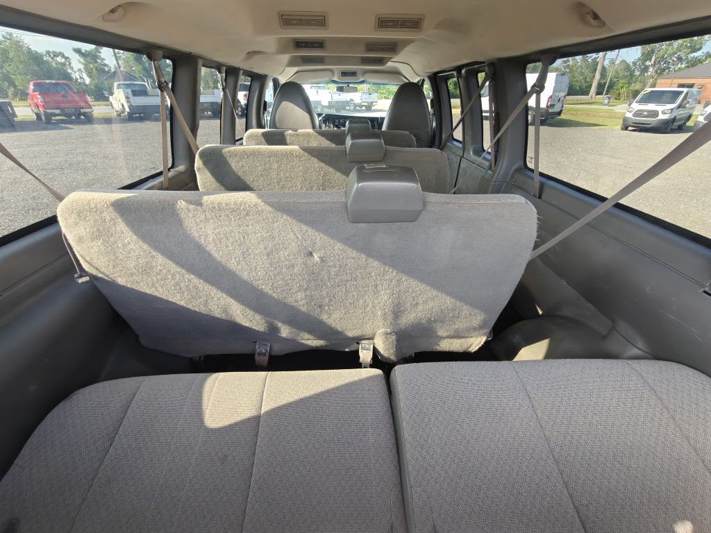2014 Chevrolet Express Image 29