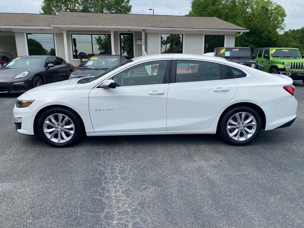 2020 Chevrolet Malibu Image 3