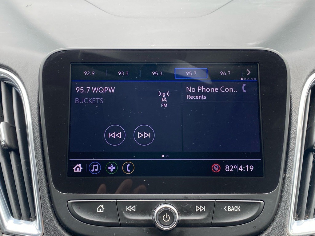 2020 Chevrolet Malibu Image 21