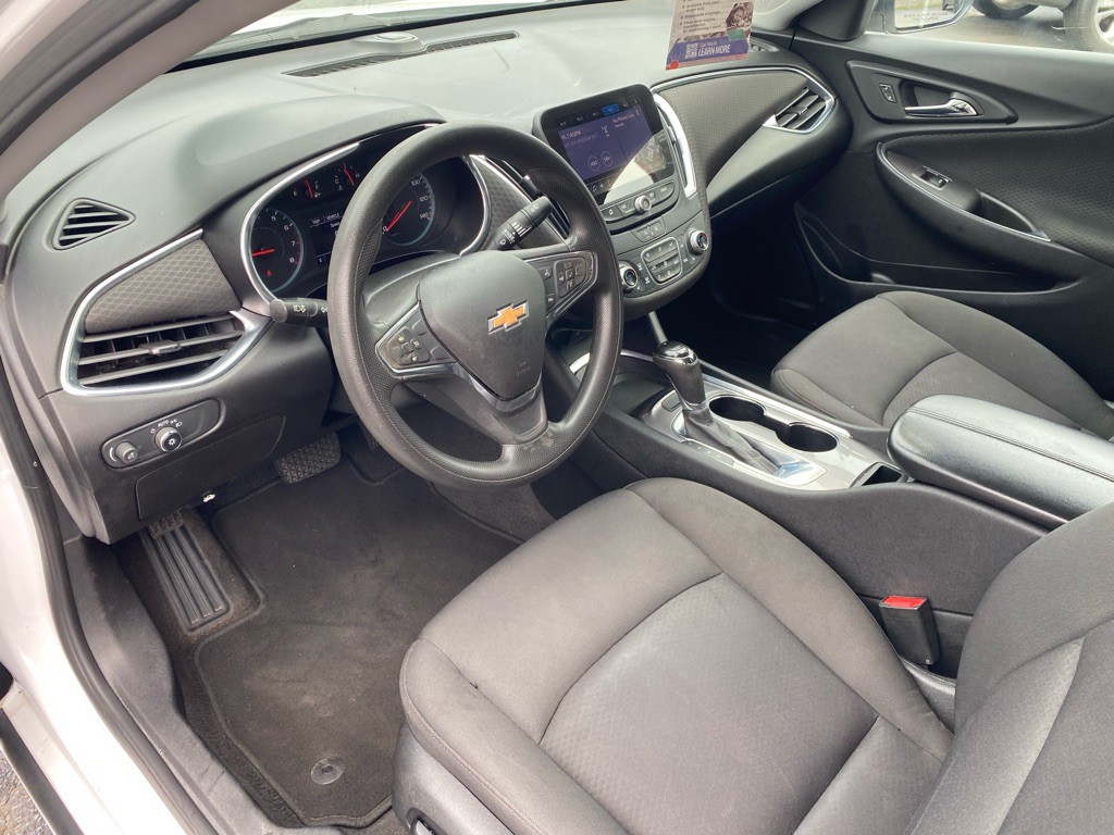 2020 Chevrolet Malibu Image 29