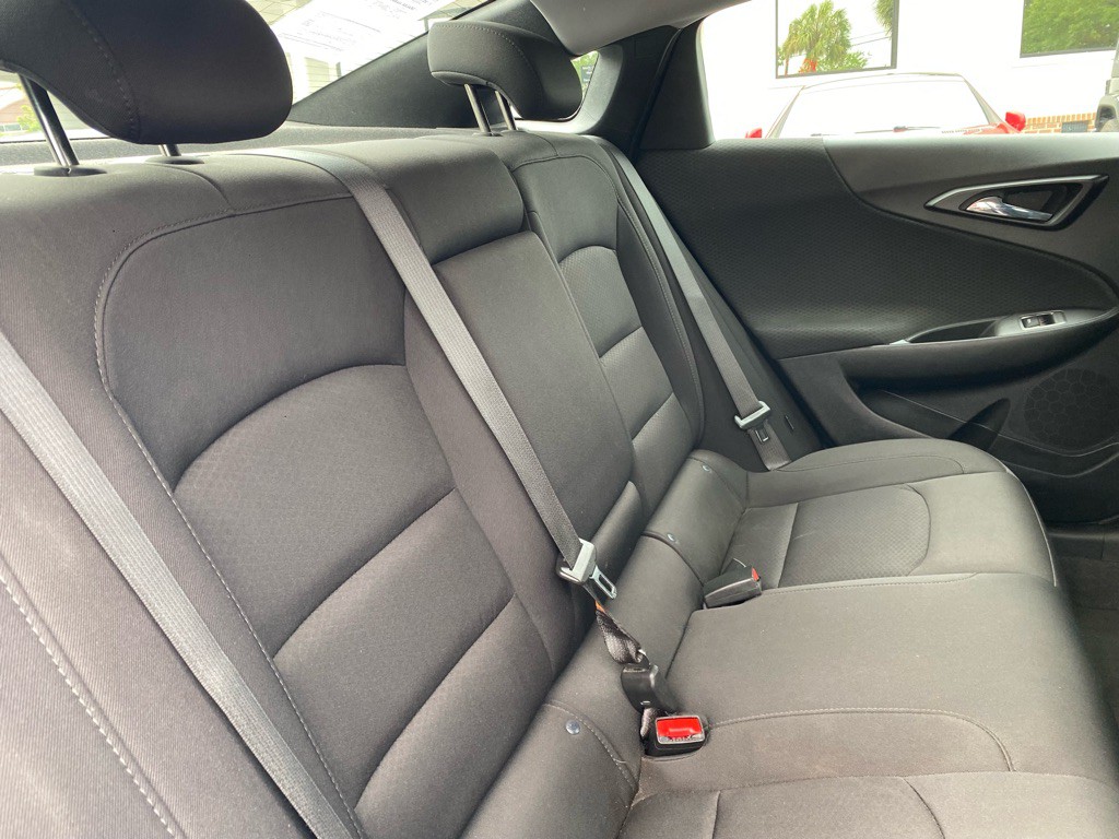 2020 Chevrolet Malibu Image 41