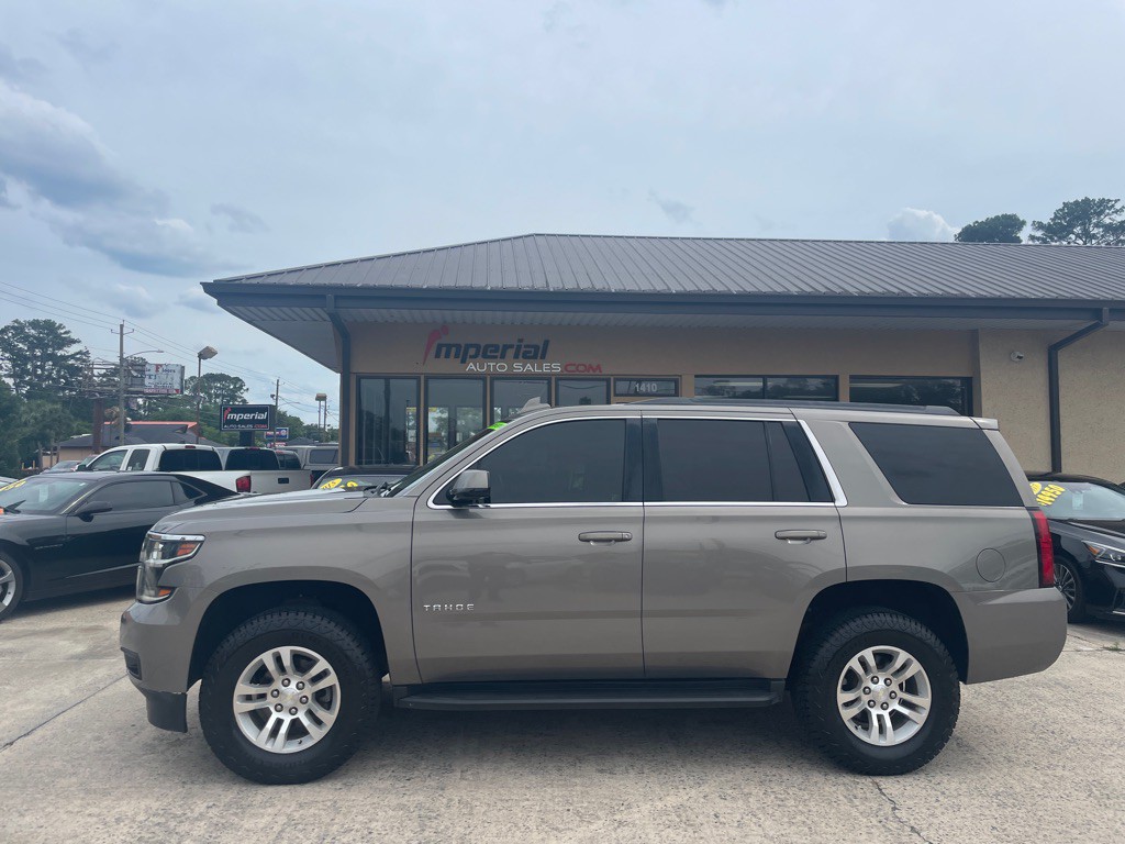 2017 Chevrolet Tahoe Image 2