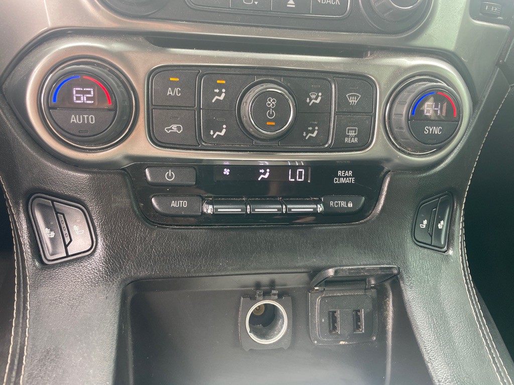 2017 Chevrolet Tahoe Image 32