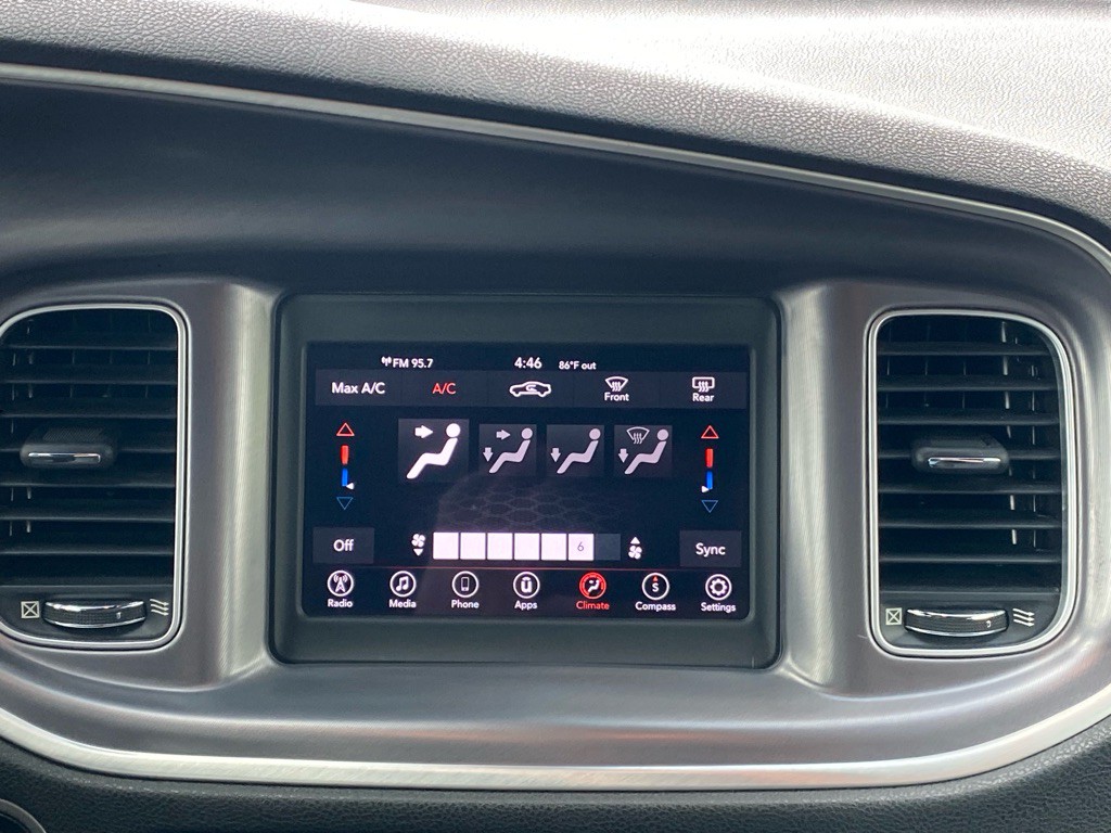 2020 Dodge Charger Image 21