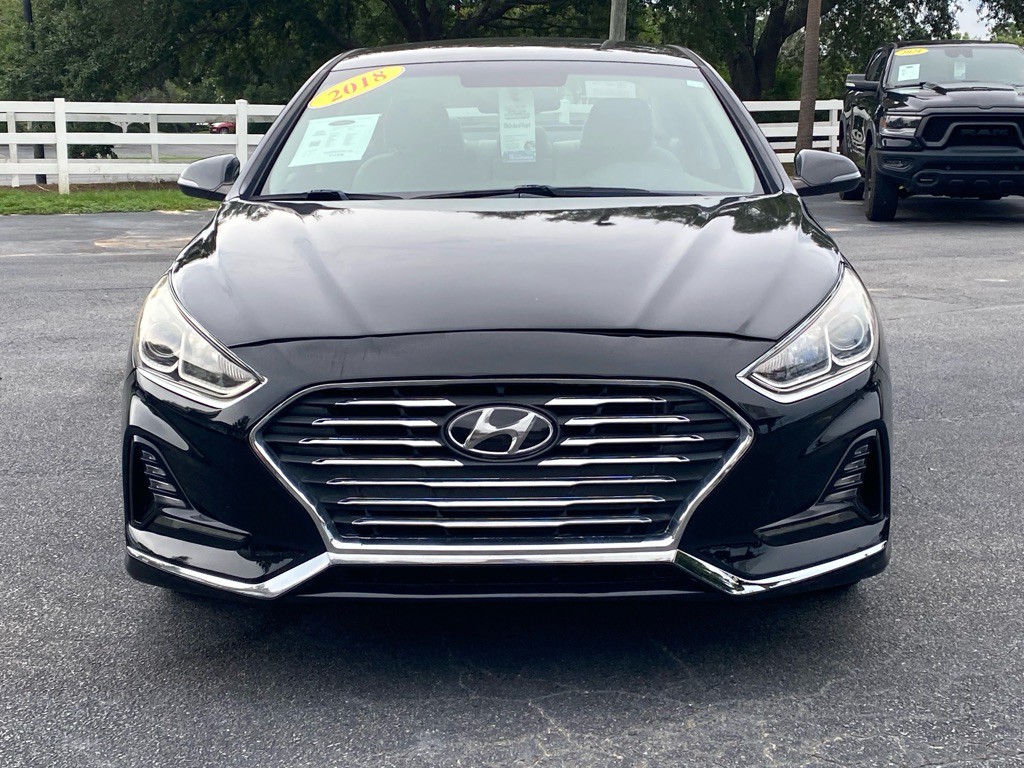 2018 Hyundai Sonata Image 2