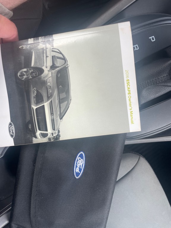 2016 Ford Escape Image 24