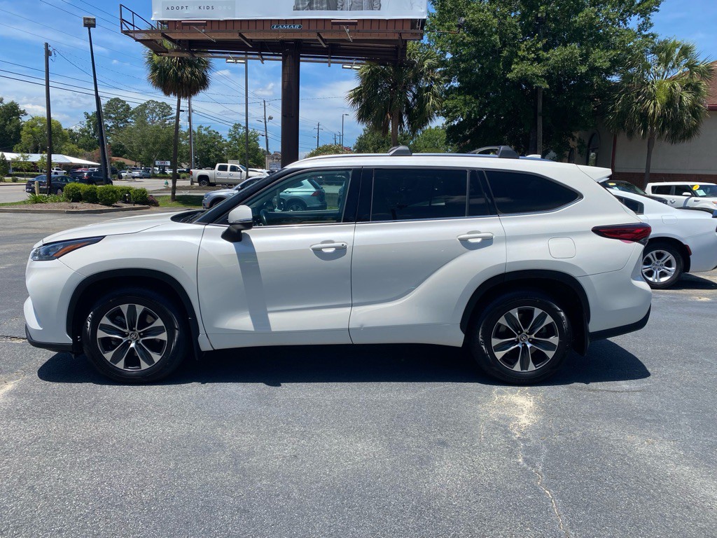 2020 Toyota Highlander Image 3