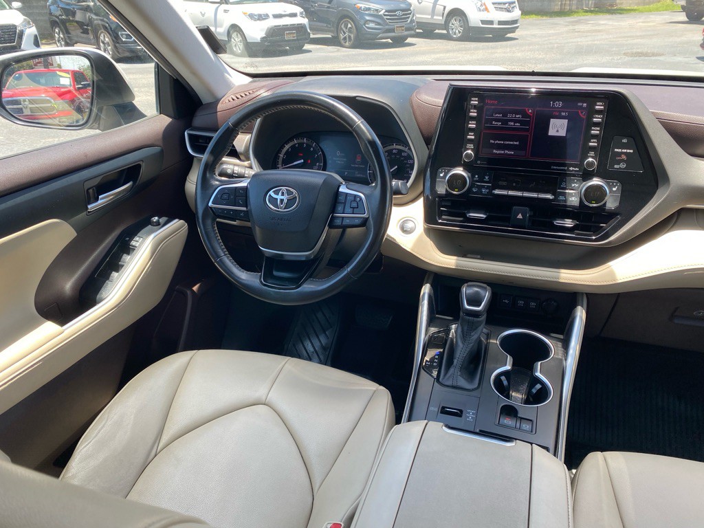 2020 Toyota Highlander Image 16
