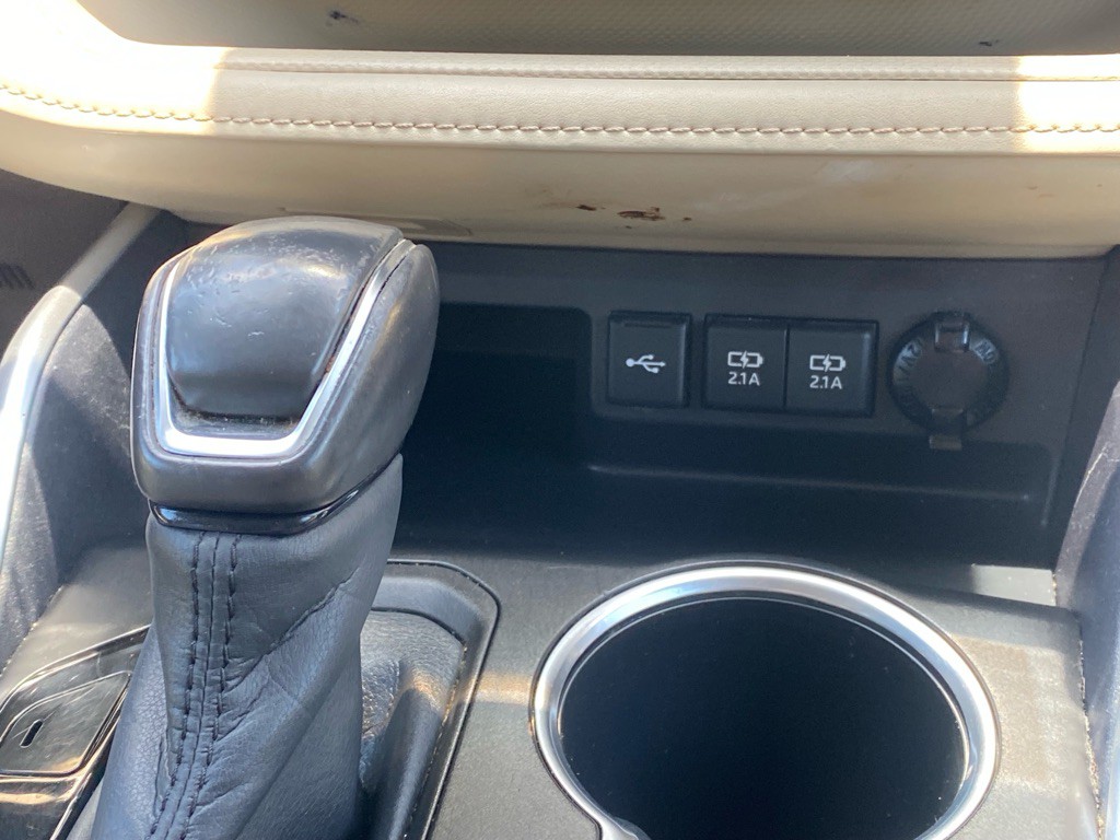 2020 Toyota Highlander Image 26