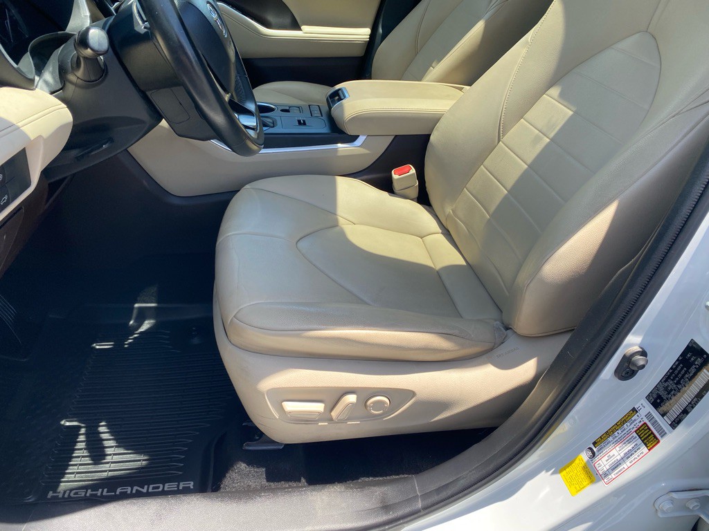 2020 Toyota Highlander Image 37