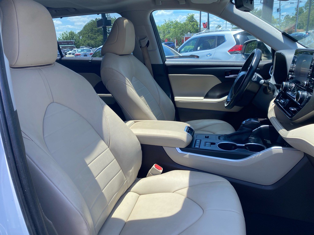 2020 Toyota Highlander Image 45