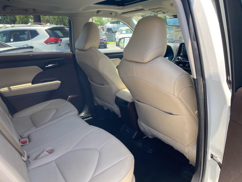 2020 Toyota Highlander Image 52