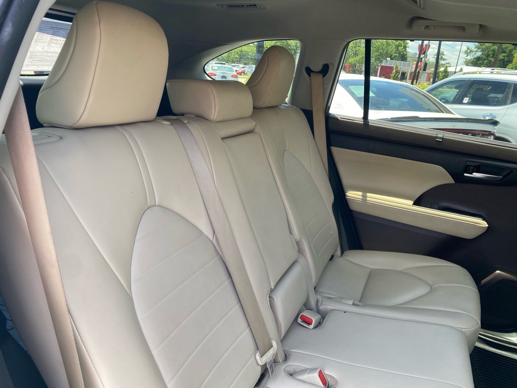 2020 Toyota Highlander Image 55