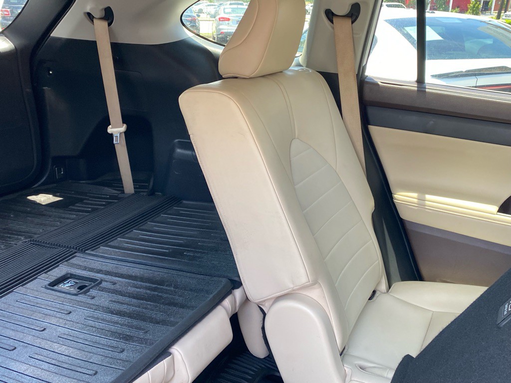 2020 Toyota Highlander Image 59
