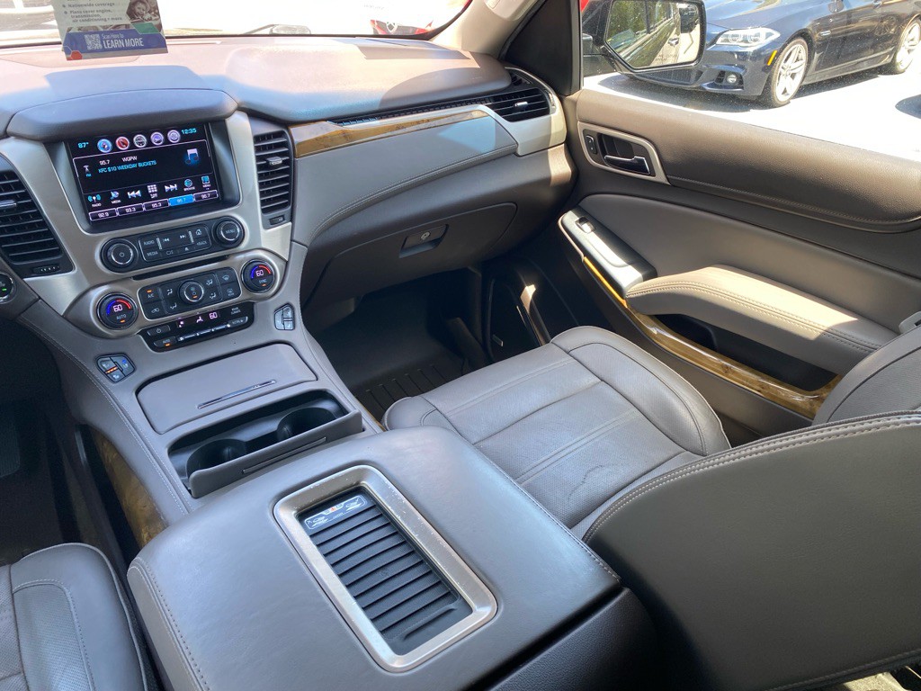 2017 GMC Yukon Image 16