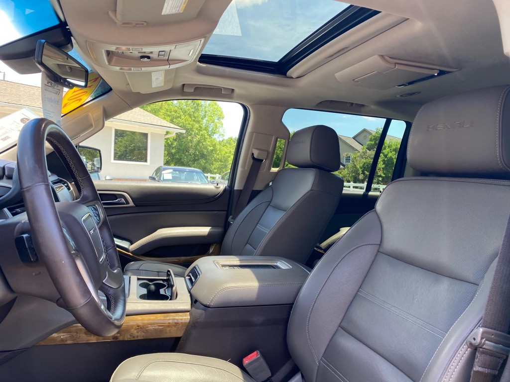 2017 GMC Yukon Image 35