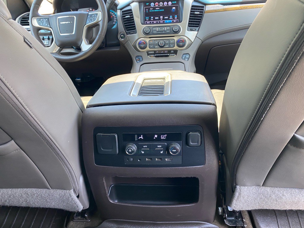 2017 GMC Yukon Image 54