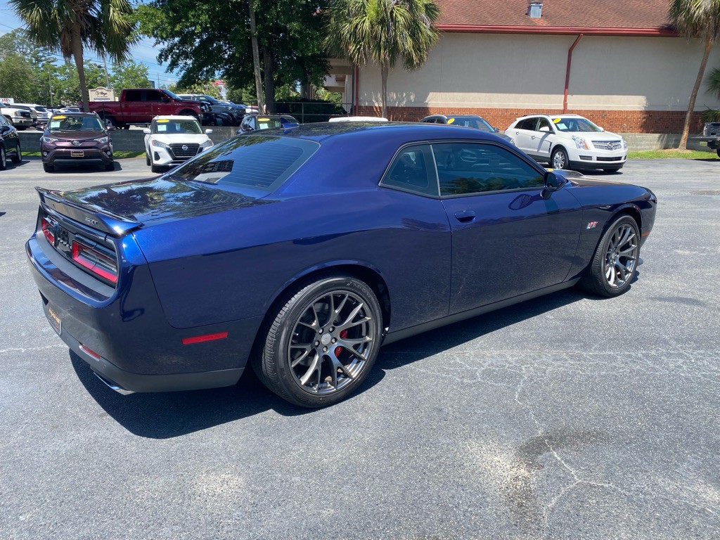 2015 Dodge Challenger Image 9