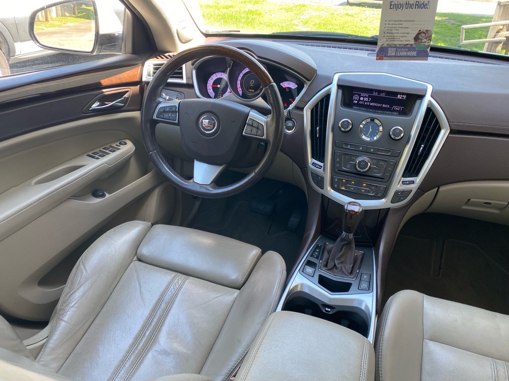 2011 Cadillac SRX Image 14