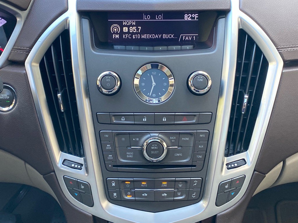 2011 Cadillac SRX Image 19