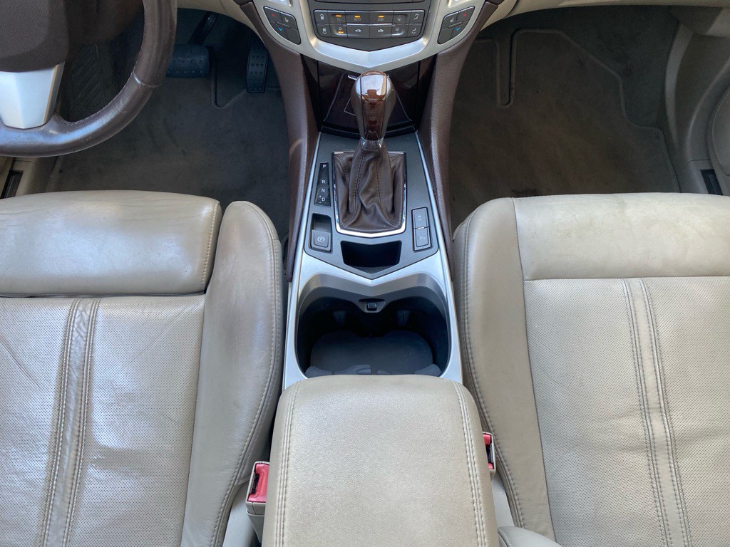 2011 Cadillac SRX Image 24