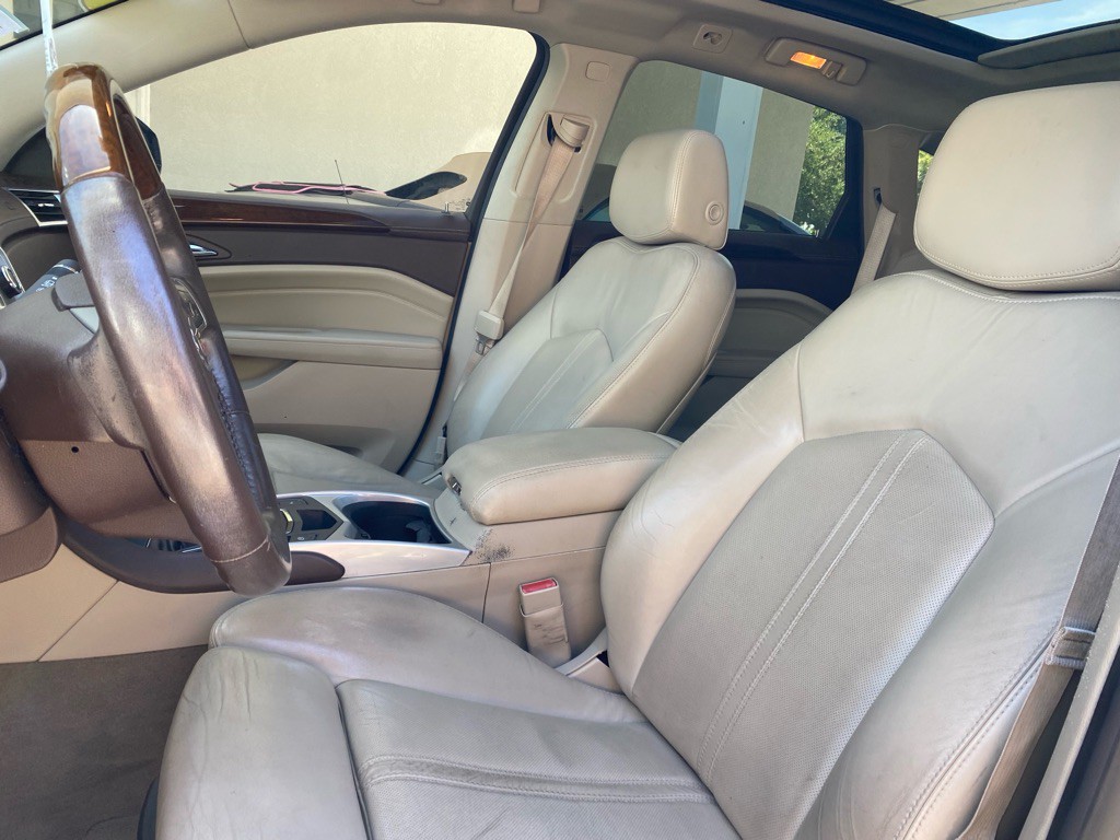2011 Cadillac SRX Image 32