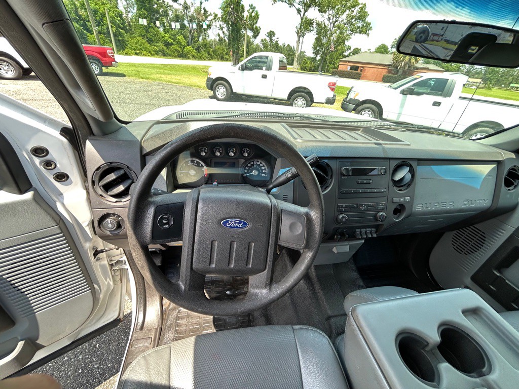 2015 Ford F-250 Image 14
