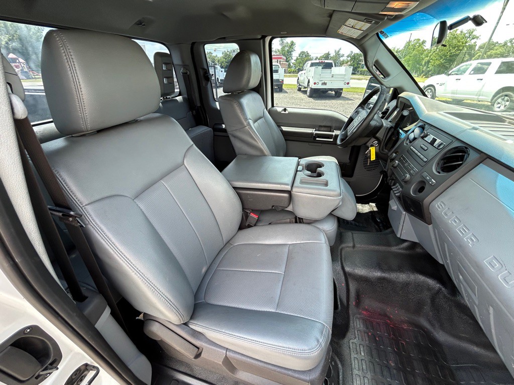 2015 Ford F-250 Image 21