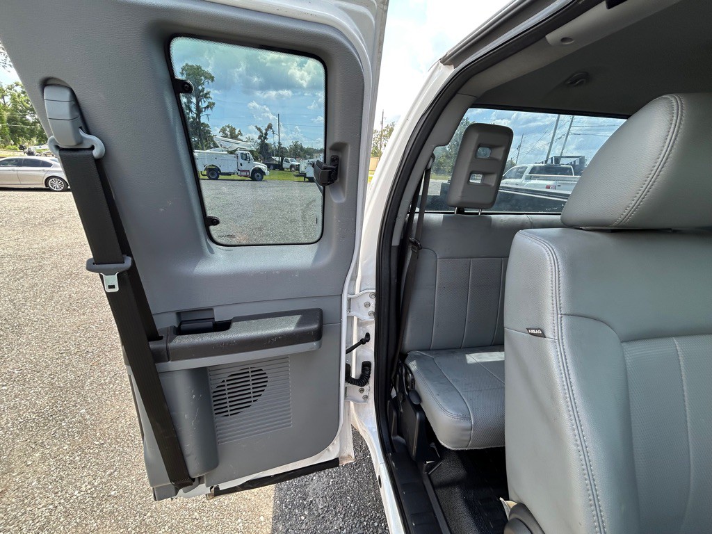 2015 Ford F-250 Image 24